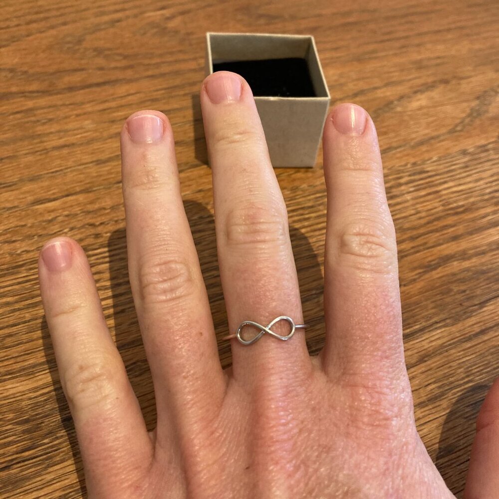 Silver infinity ring - Picture 3 of 3